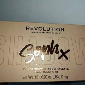 Makeup Revolution X Soph Eyeshadow Palette