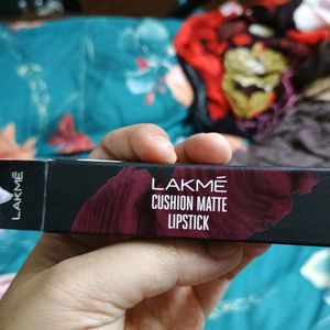 Lakme Cushion Matte lipstick - mauve Secret