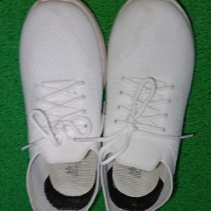 Vivok White Sports ShoesbComfort fabric Uk 5.