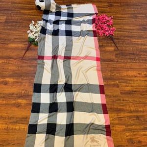 Burberry Shawl/Stole