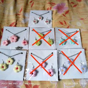 Jewelry Set (any 1)