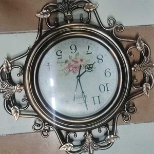 WALL CLOCK