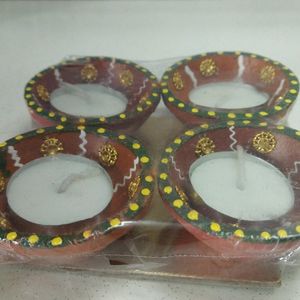 A Set Of 4 Fancy Diyas