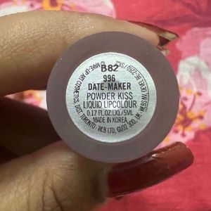 MAC Powder Kiss Liquid Lipstick "Date-Maker"