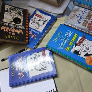 11 Wimpy Kid Books -4hcs ,7pbs