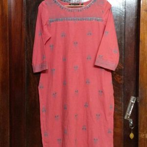 Avaasa Peach Colour Kurti For Women