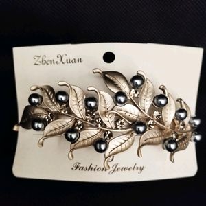 807 - - Korean Diamond Hair Clip