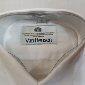 Van Heusen White Regular Fit Solid Shirt (New)