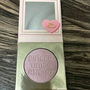 Too Faced Highlighter Blush