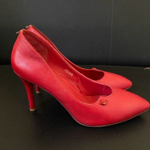 Stiletto Pumps