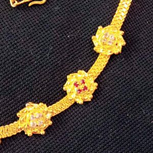 Gold Jewellery Necklace