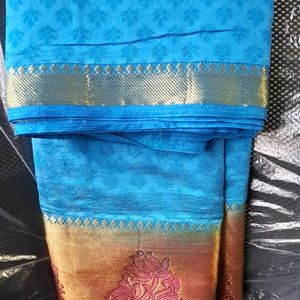 Aakarsha Voguish Saree