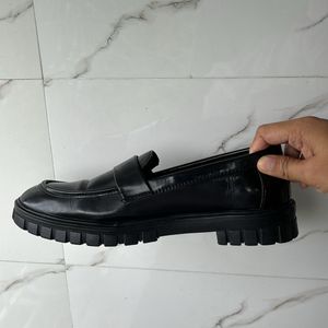 Here & Now - Black Penny Loafers (UK7) (Unisex)