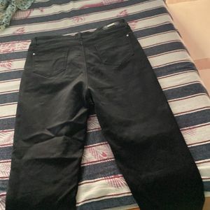 Lotus Black Jeans