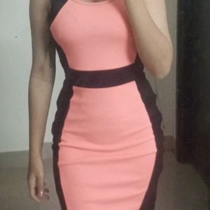 Pink bodycon dress