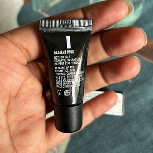 MAC NATURAL RADIANCE BASE LUMIERE