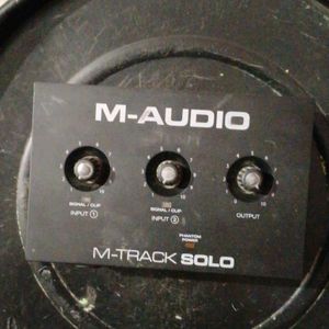 Audio Interface M Track Solo