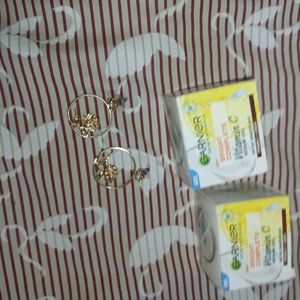 Combo Off 3 Product 1 Earings And 2 Get