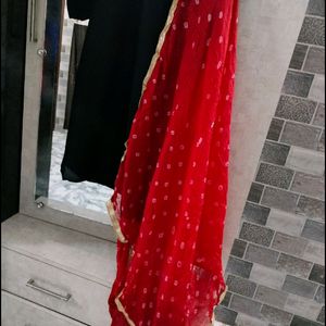 Black Kurta Pant With Red Duppta