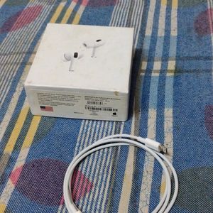 iPhone Data Cable/Airburds Cable