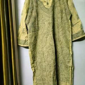 Lucknowi Chikankari Kurta