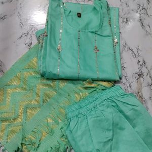 Kurta Set With Dupatta