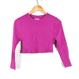 Magenta Plain Casual Crop Top (Women)