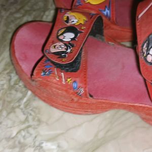 RED KIDS SANDALS