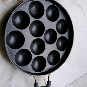 Non Stick Appe Pan In Good Condition