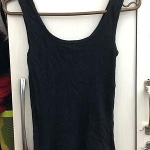 Tank Top Black Simple Vest