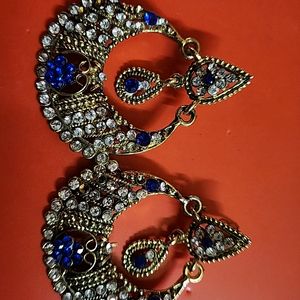 2 Pair Of Statement  Earrings