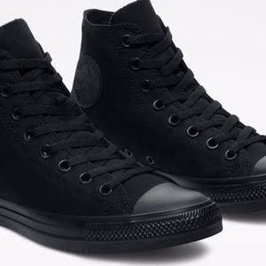 Men Converse Chuck Taylor High All Black Sneakers