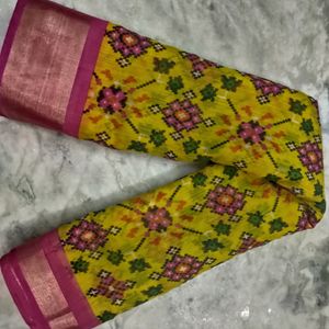 Yellow lenin Cotton Pochampalli Print Saree