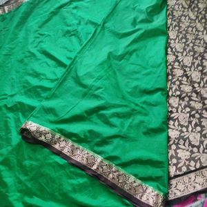 Green And Maroon Crepe Silk Saree