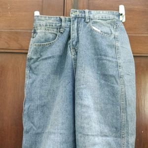 Urbanic Straight Jeans