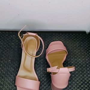 Women Pink Block Heel Strappy Buckle Sandal