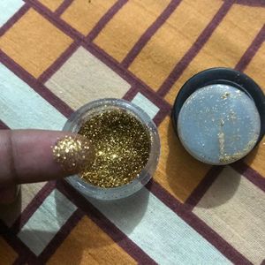 Eyeshadow Glitters