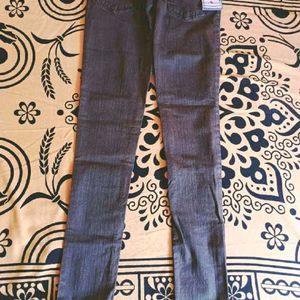 New With Tag 28 Size Jeans Women