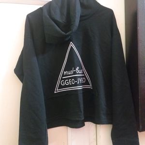 Cropped Lightweight Black Korean Hoodie