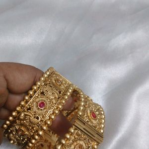Gold Openable Bangles