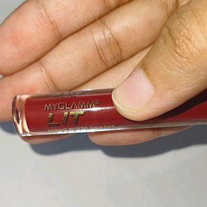 MyGlamm LIT liquid Matte lipstick