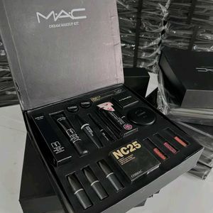 MAC Makeup Kit