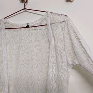 Sale :Pretty White Shrug