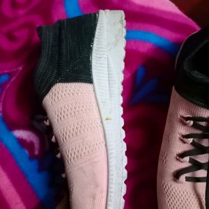 (Price Drop 🦋)WOMAN PINK SHOES