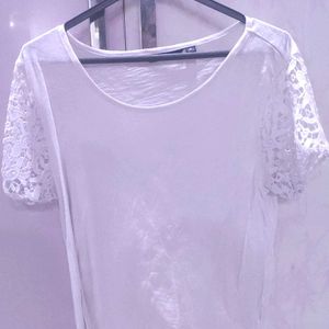 Lace Sleeve White Tshirt 🤍 👕