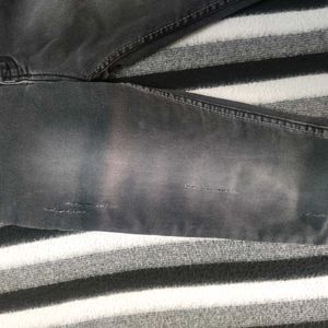 Ripped Designer Jeans 4-6 Years Old