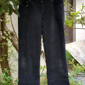 Levi - Courdroy Pants