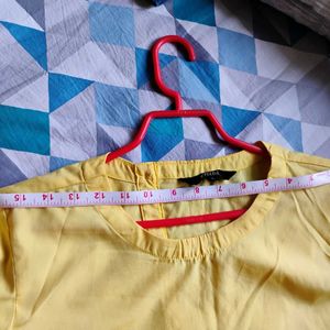 Light Casual Yellow A-line Boxy Top