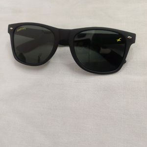 Fastrack Wayfarer Sunglasses ( BLACK)