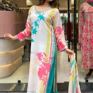 New stylish Chiffon Kurta Set